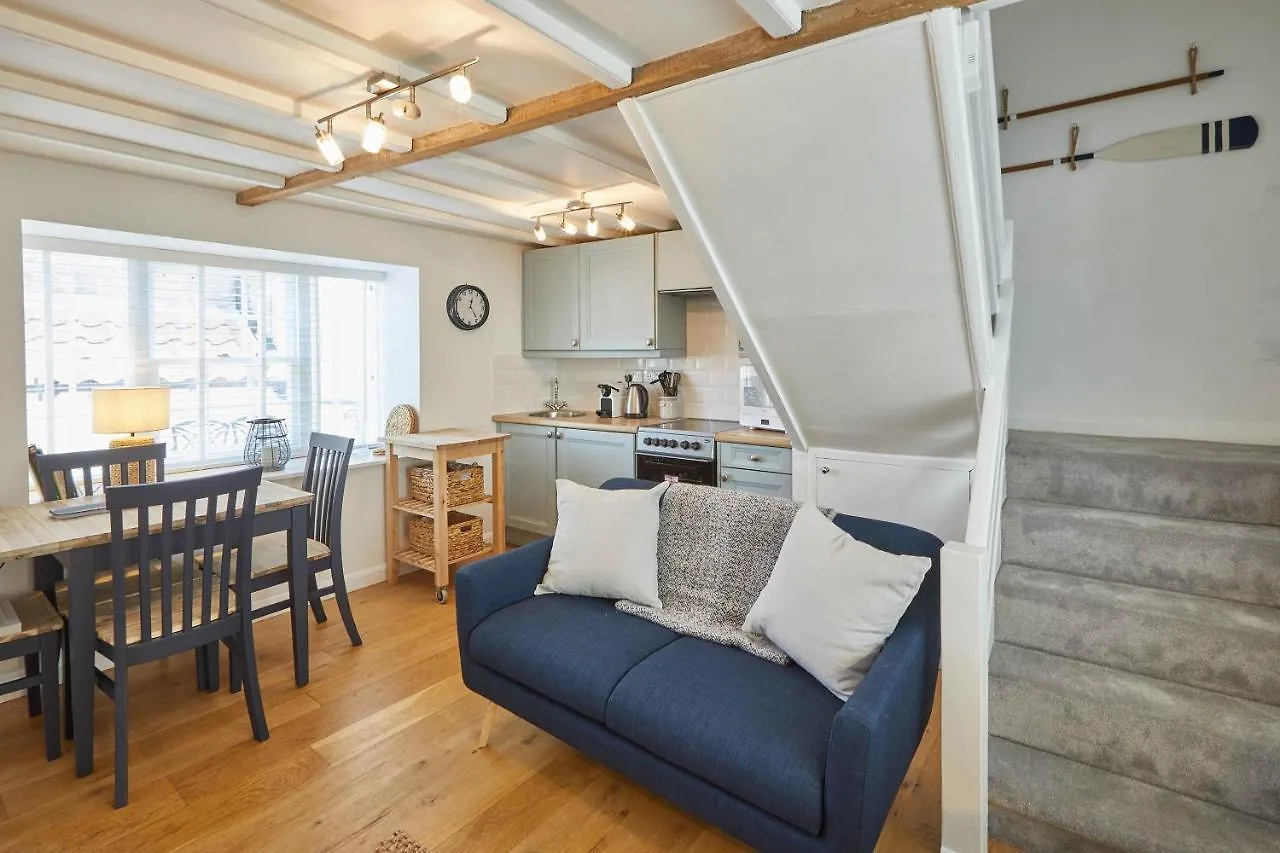 Host & Stay - Amber Cottage Whitby